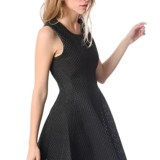 Vestido mini preto estilo rede
