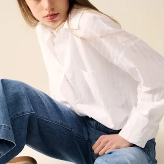Blusa branca listrada relaxada