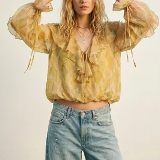 Blusa Transparente com Detalhe de Babado Mostarda e Amarração Frontal