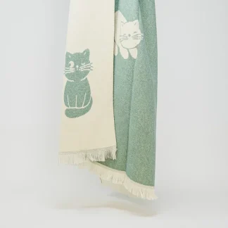 Cachecol largo em verde-água com estampado de gato