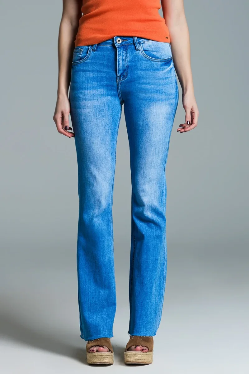 Calças de ganga skinny de cintura regular com pernas largas em lavagem clara