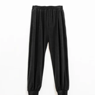 calças jogger pretas com cintura elástica