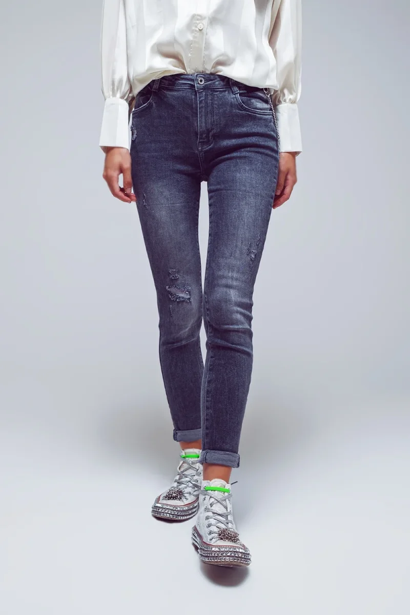Calças Skinny Fit Escuras Rasgadas