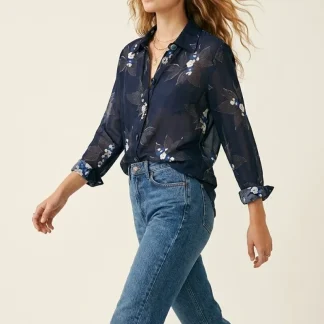 Camisa Azul-Marinho com Estampa Floral e Botões em Chiffon com Mangas Compridas