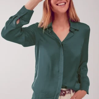 Camisa de cetim em verde