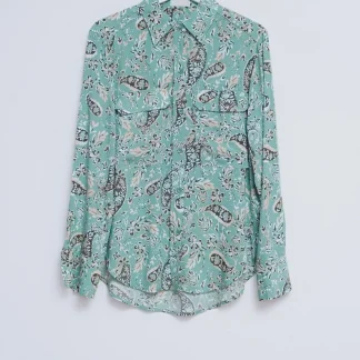 Camisa de manga comprida verde com estampado floral e paisley
