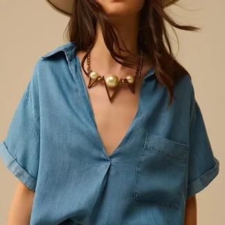 Camisa de manga curta em Tencel com bolso no peito em azul