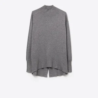 Camisola cinzenta solta com pormenor aberto nas costas