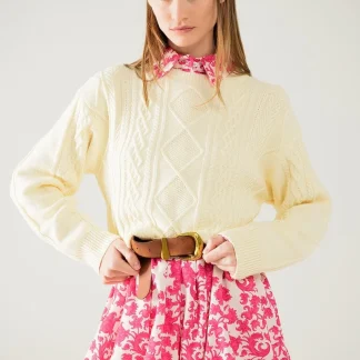 Camisola de malha macia creme com padrão de cabos
