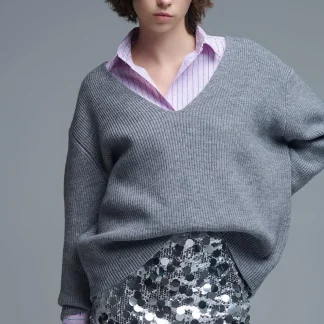 Camisola fina com decote em V superdimensionada em cinzento