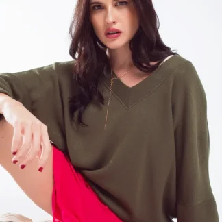 Camisola Oversized verde azeitona com decote em V