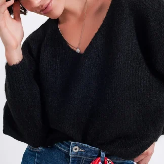 Camisola preta fofo de asas de morcego