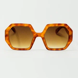 Óculos de sol hexagonais e oversized em tartaruga vintage