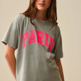 T-shirt descontraída Paris cinzenta clara com letras cor-de-rosa