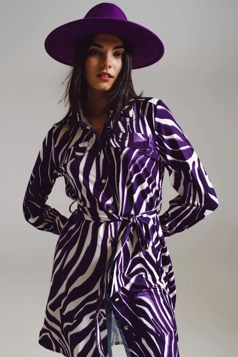 Vestido curto Midi com estampa de zebra em branco e roxo - Image 6