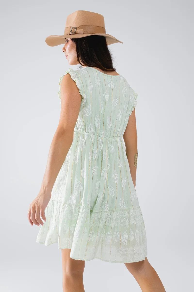 Vestido curto tipo babydoll com estampado de folhas e fio de lurex em menta - Image 3