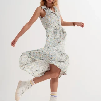 Vestido de camisa sem mangas com estampa floral azul