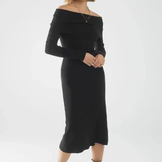 Vestido Maxi Bardot largo em malha preto